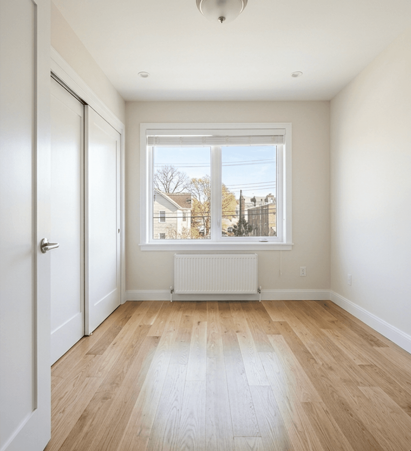 Empty bedroom before virtual staging
