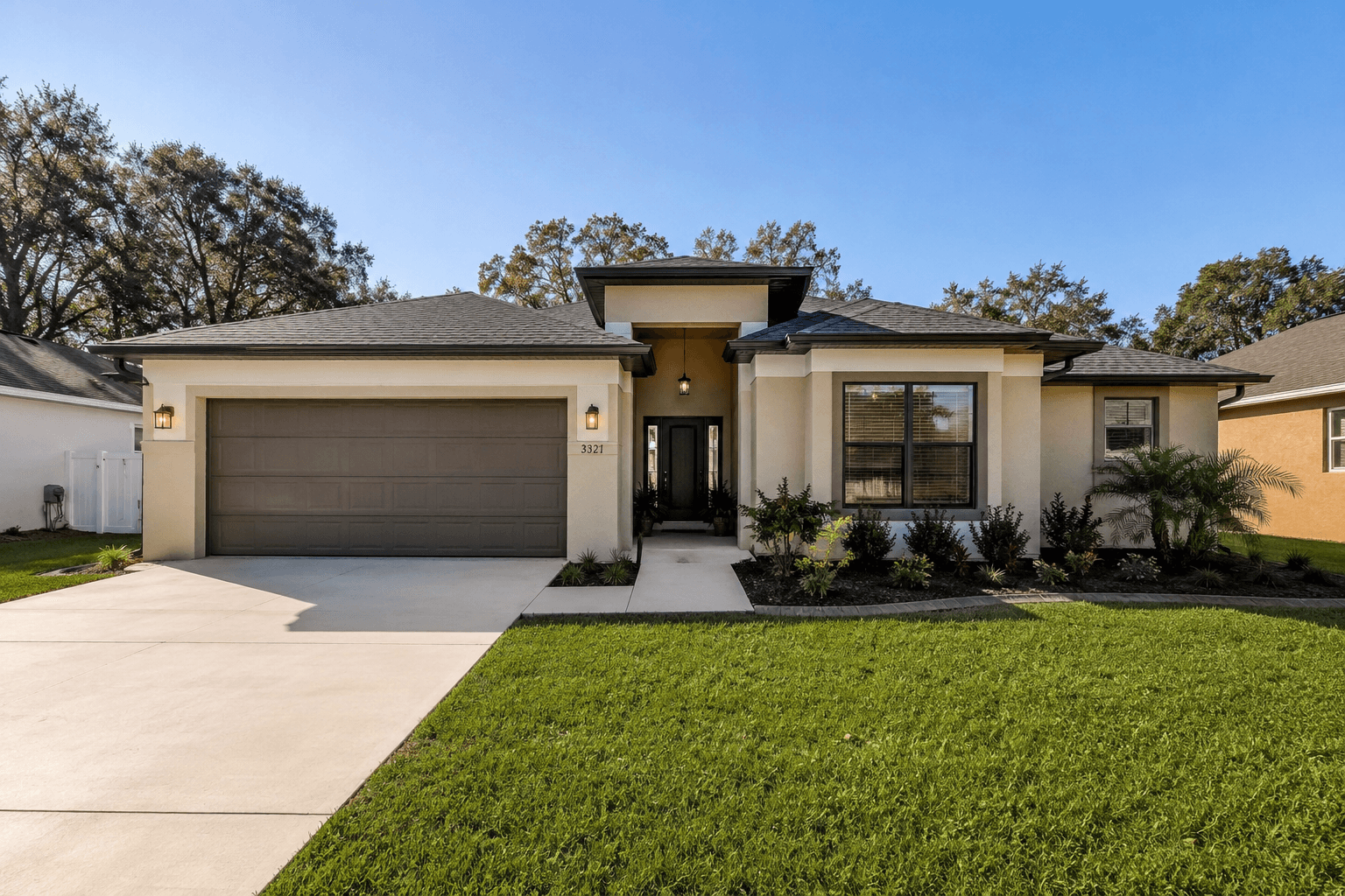 Daytime exterior before dusk edit