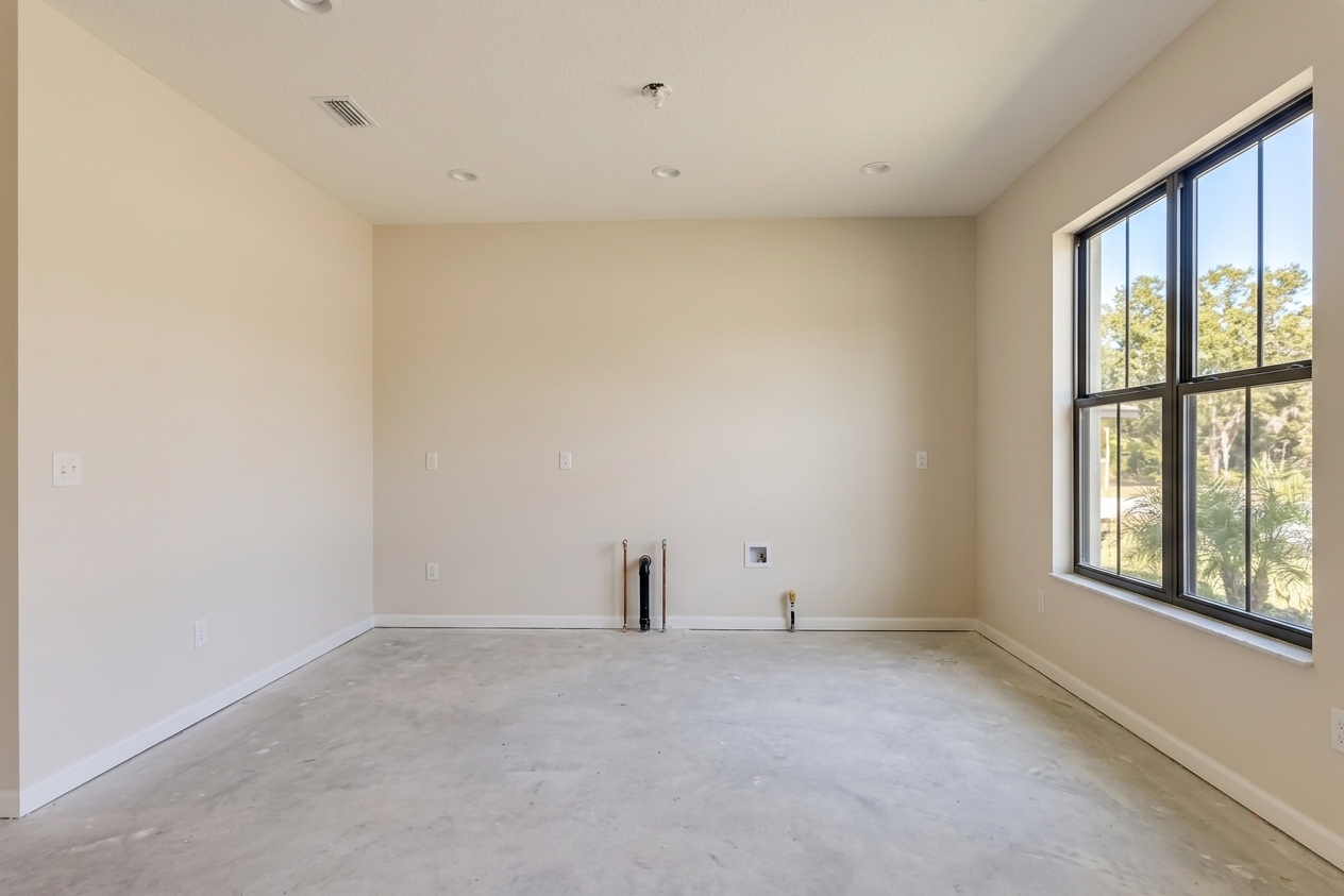 Before: Kitchen before staging